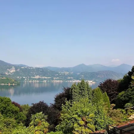Giglio Vista D'orta Con Vasca Idro Διαμέρισμα *