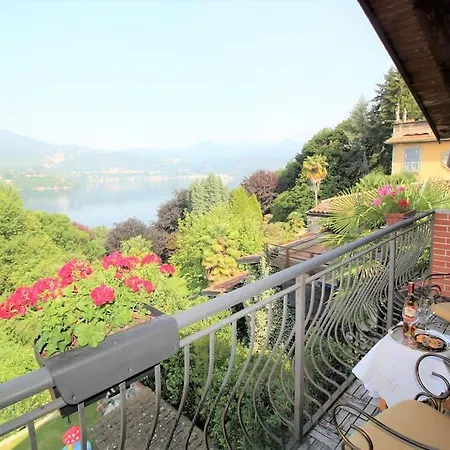 Giglio Vista D'orta Con Vasca Idro *